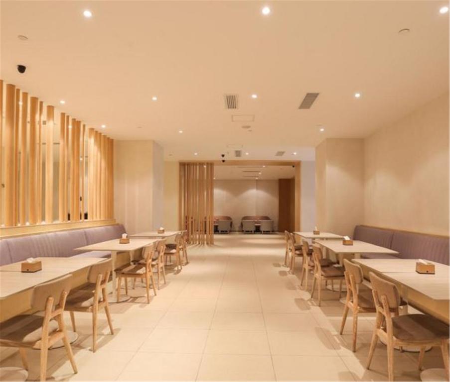 Ji Hotel Xianggang Middle Road Qingdao Værelse billede