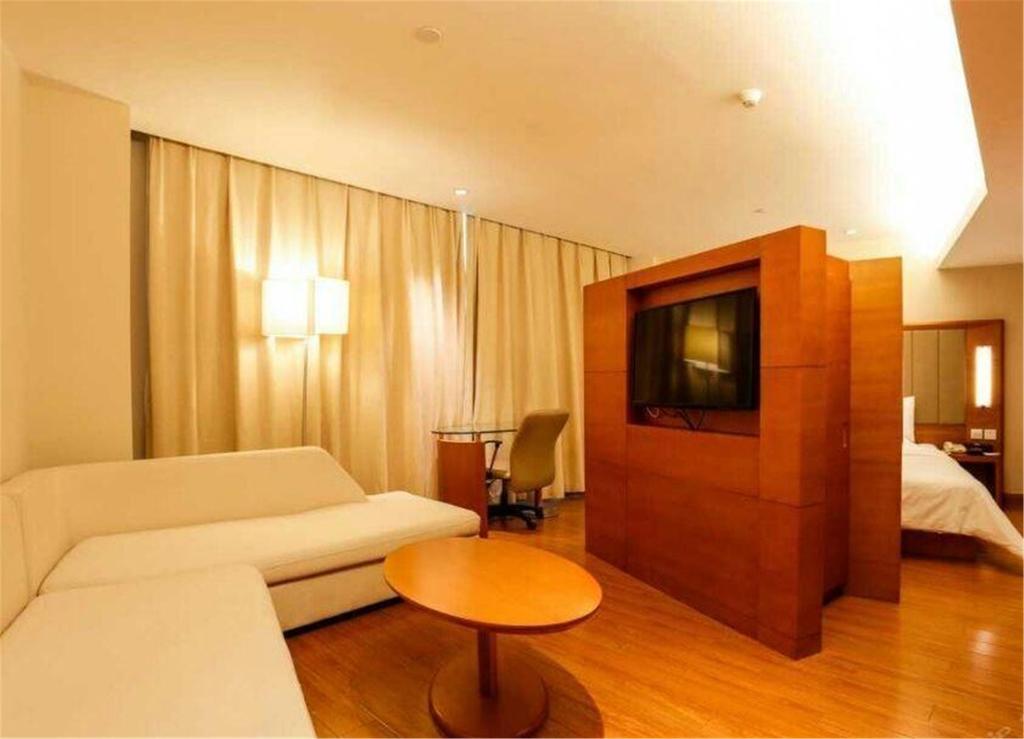 Ji Hotel Xianggang Middle Road Qingdao Værelse billede
